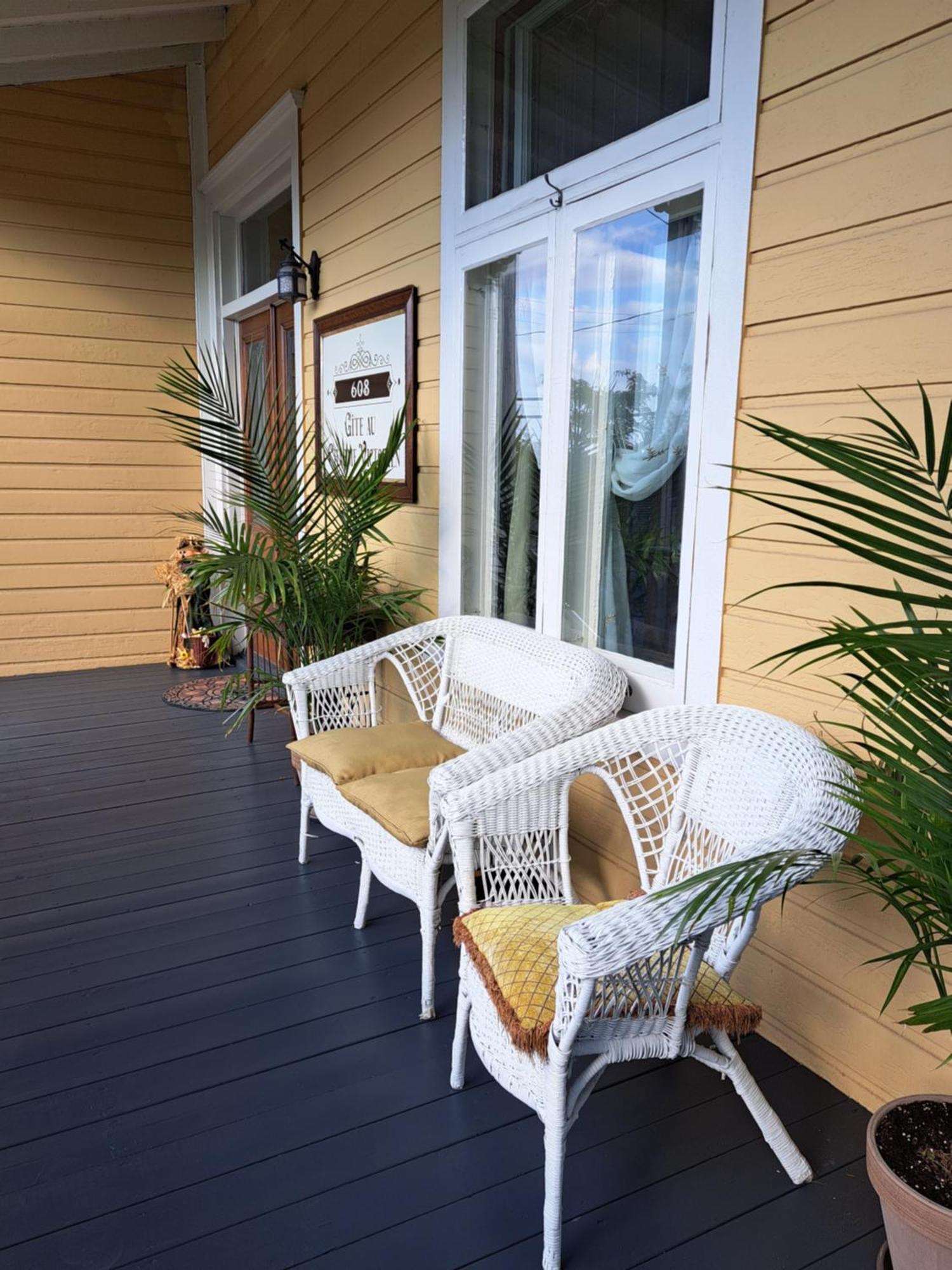 Gite Au Charme Victorien Beauceville Exterior photo
